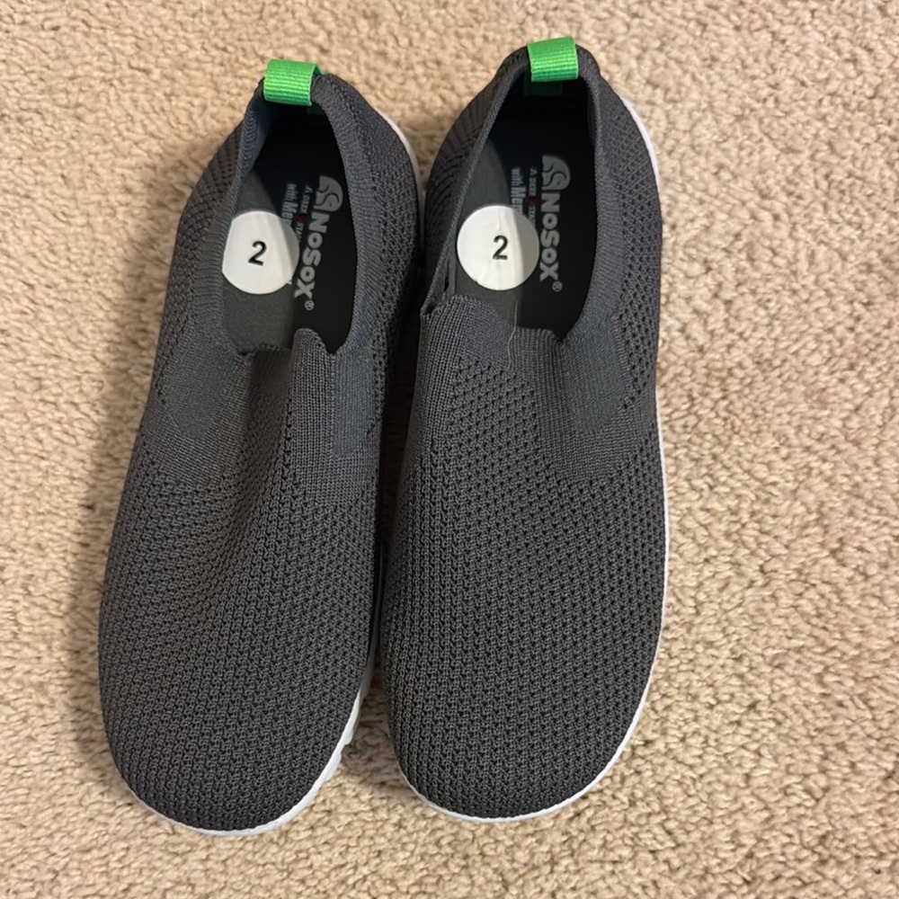 NoSox Gray and Green Mesh Sneakers